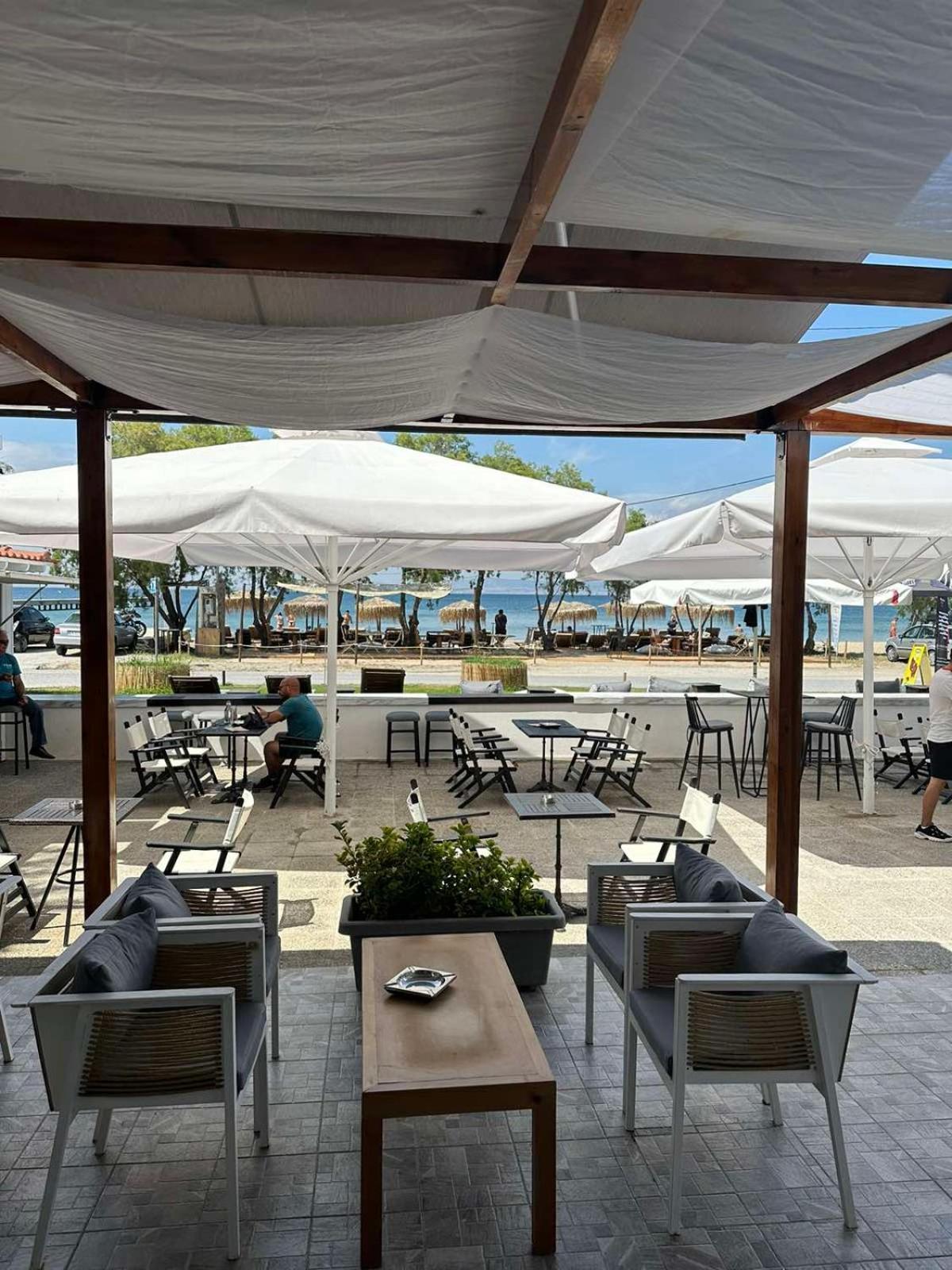 Ammos Hotel Agia Triada  Extérieur photo