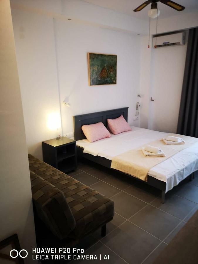 Ammos Hotel Agia Triada  Extérieur photo